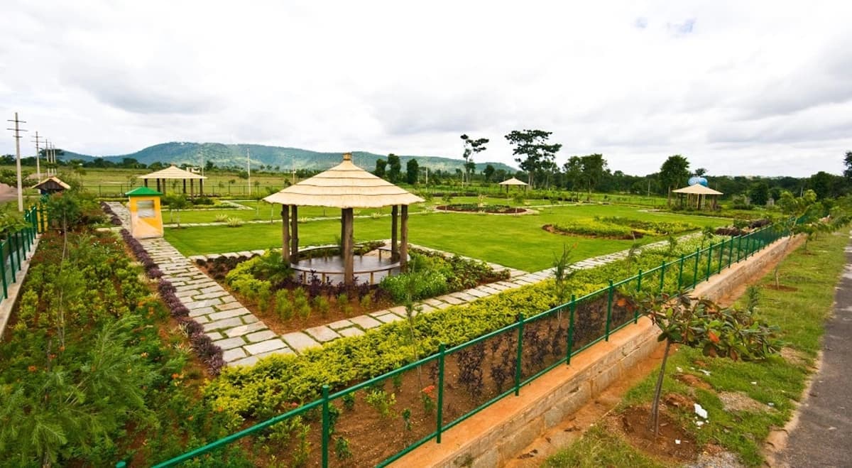 Ess and Ess Sree Sapthamathruka - Property in mysore-city - Photo 1 | Housystan